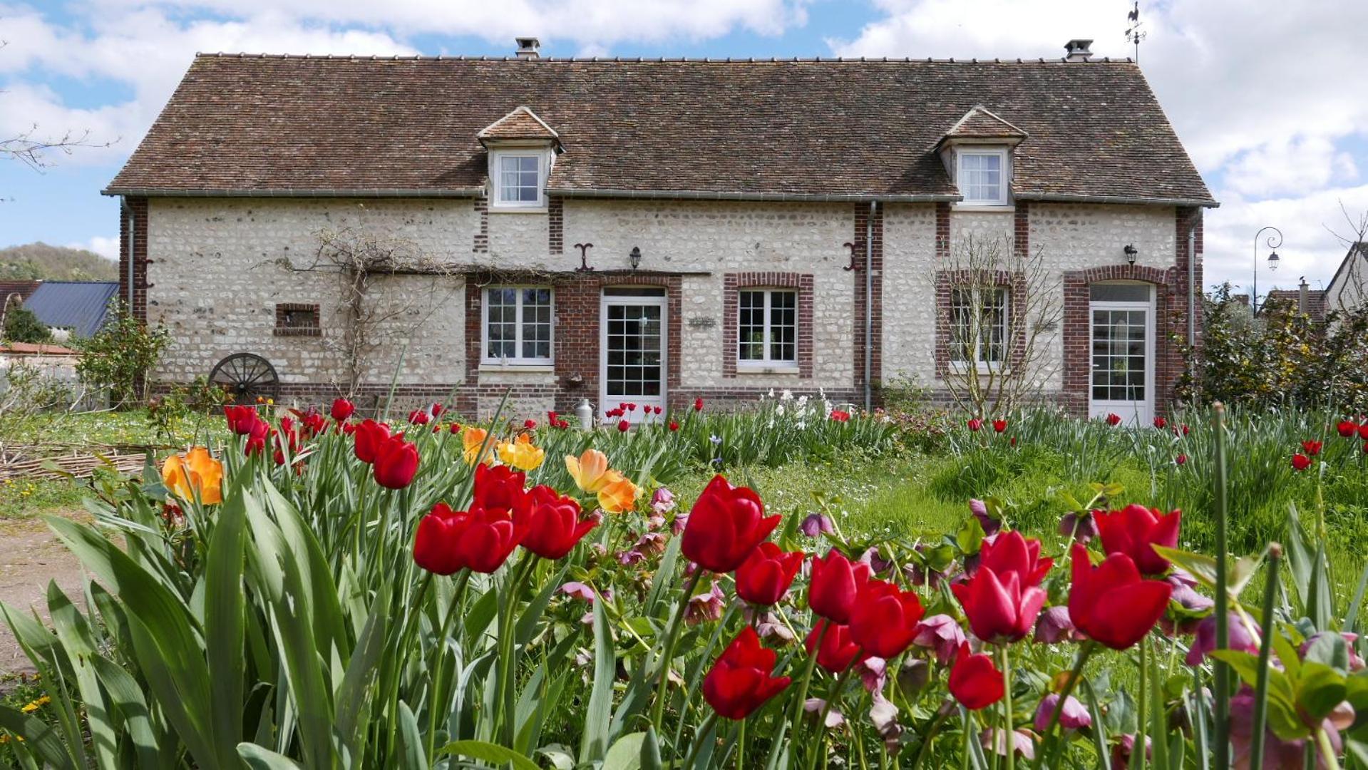 Les Jardins De Felicie Villa Poses Eksteriør bilde