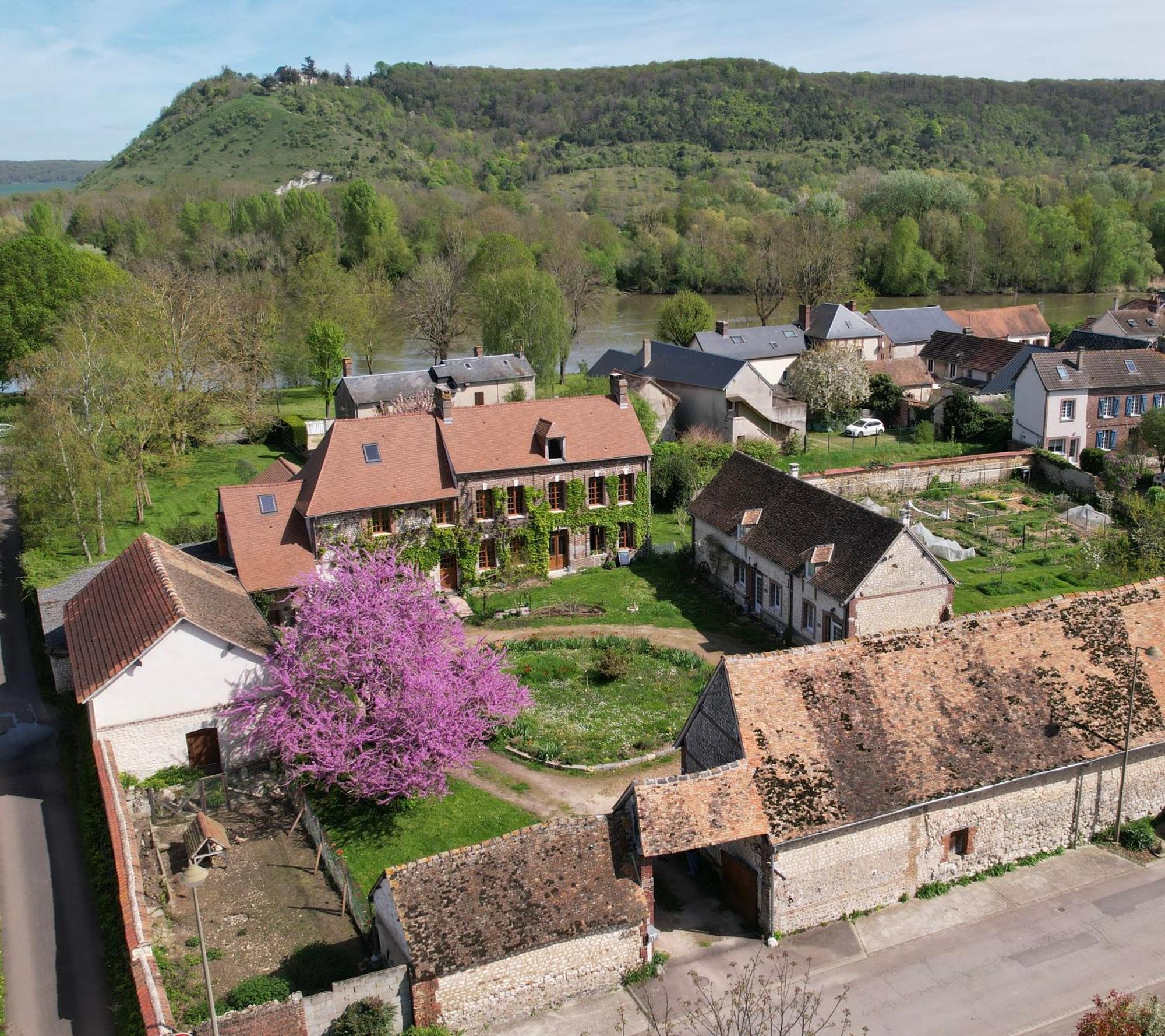 Les Jardins De Felicie Villa Poses Eksteriør bilde